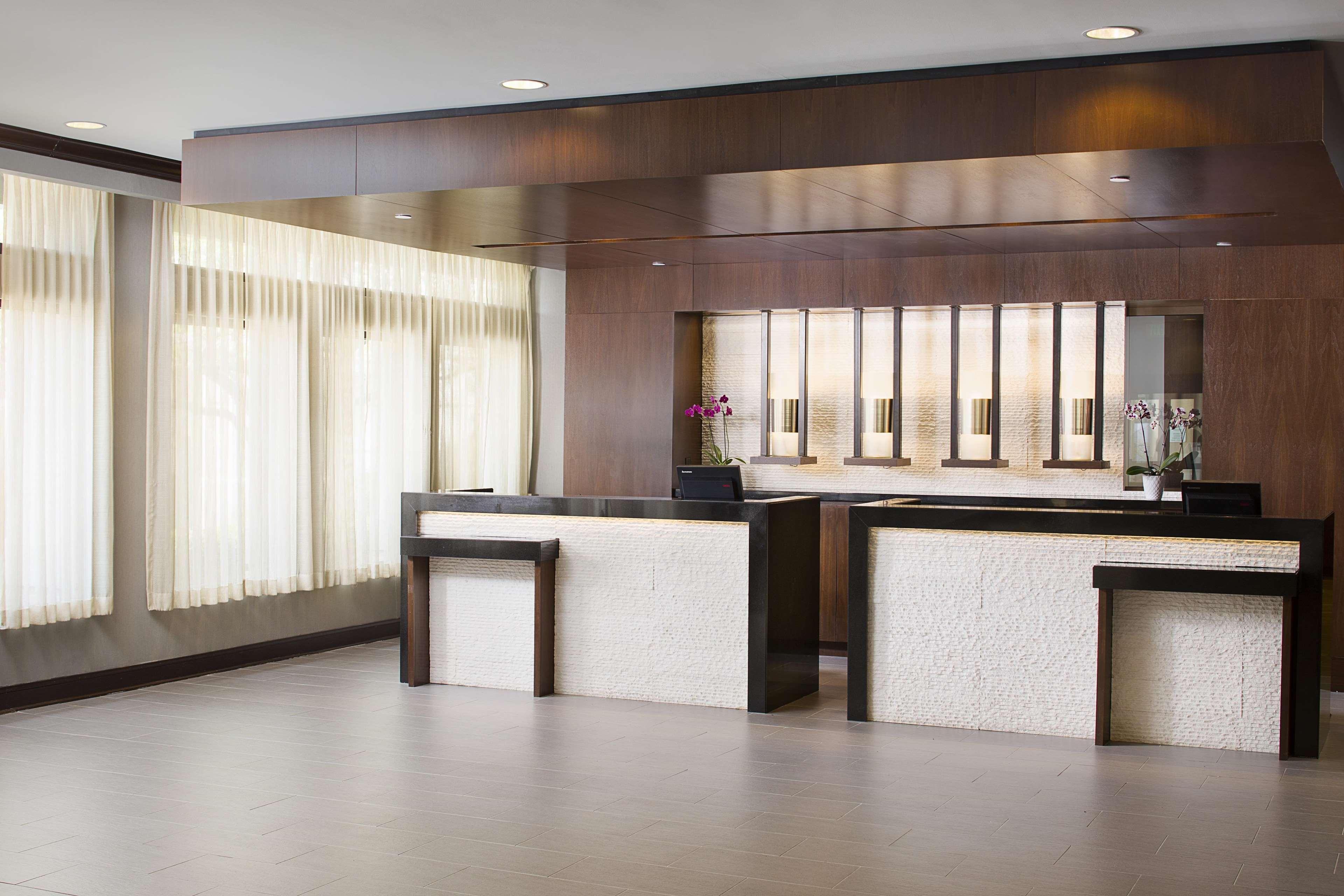 Doubletree By Hilton Baltimore - BWI Airport Линтикъм Екстериор снимка
